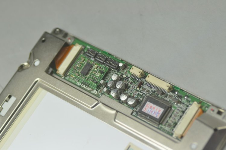 Original LQ9D011 SHARP Screen 8.4" 640*480 LQ9D011 Display